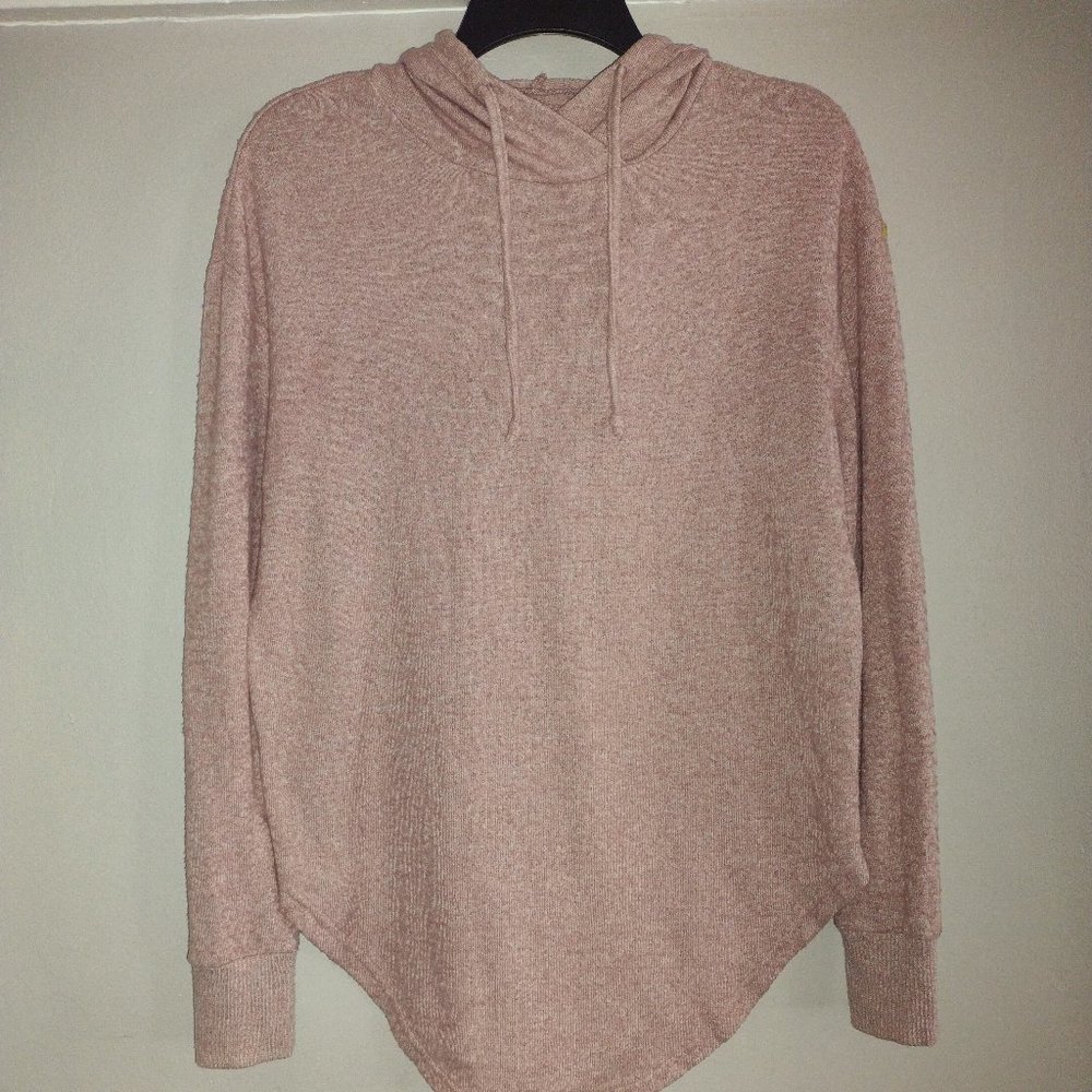 Sueter para mujer  ME to WE  color rosado oscuro jaspeado con capucha talla S